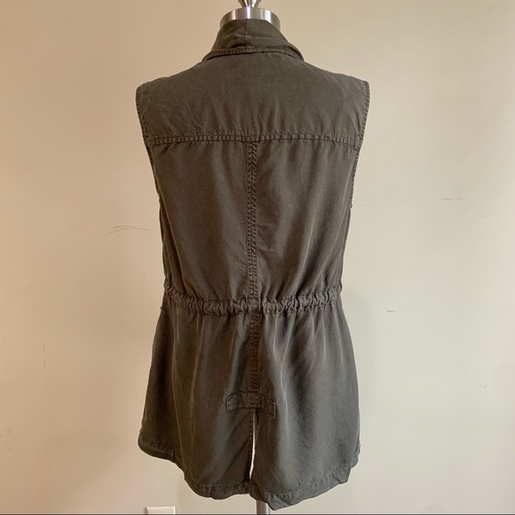 Sanctuary Anorak Olive Green Vest - Picture 2 of 4